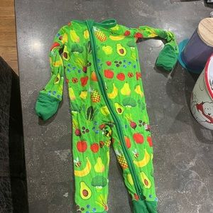 Little sleepies 6/12